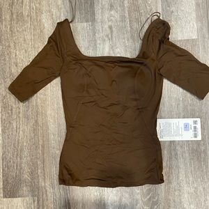 NWT Java Half-Sleeve Tight-Fit Shelf T-Shirt